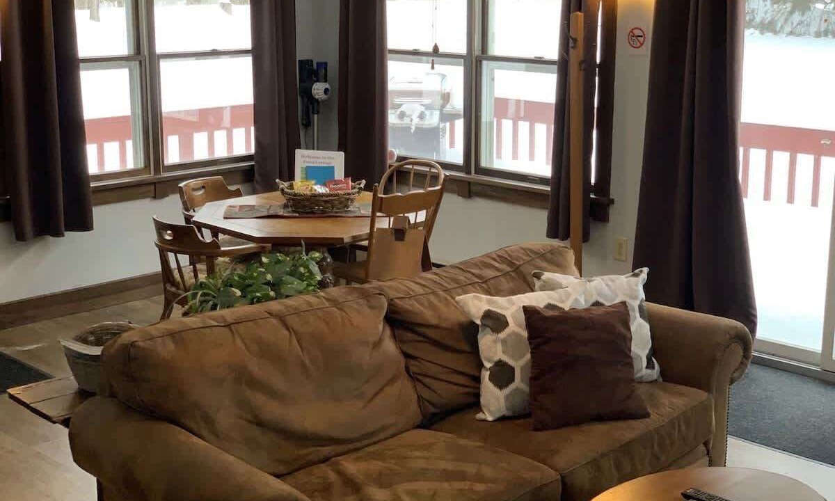 Photo of Livingroom in Austinburg