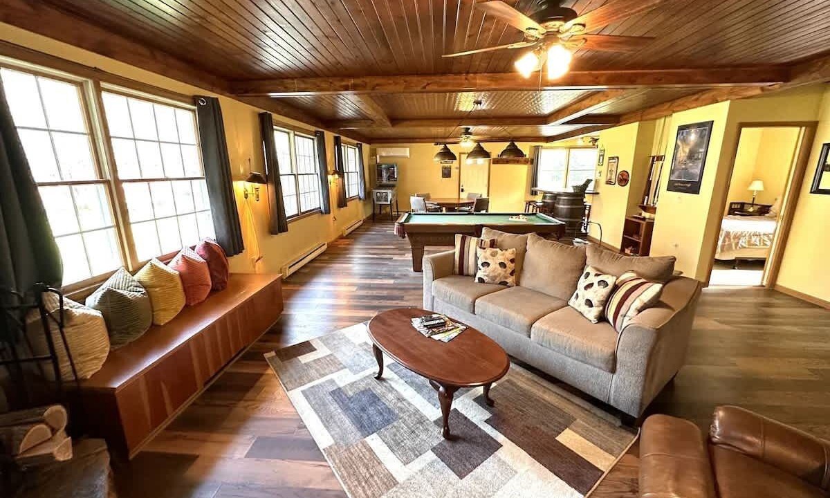 Photo of Livingroom in Austinburg