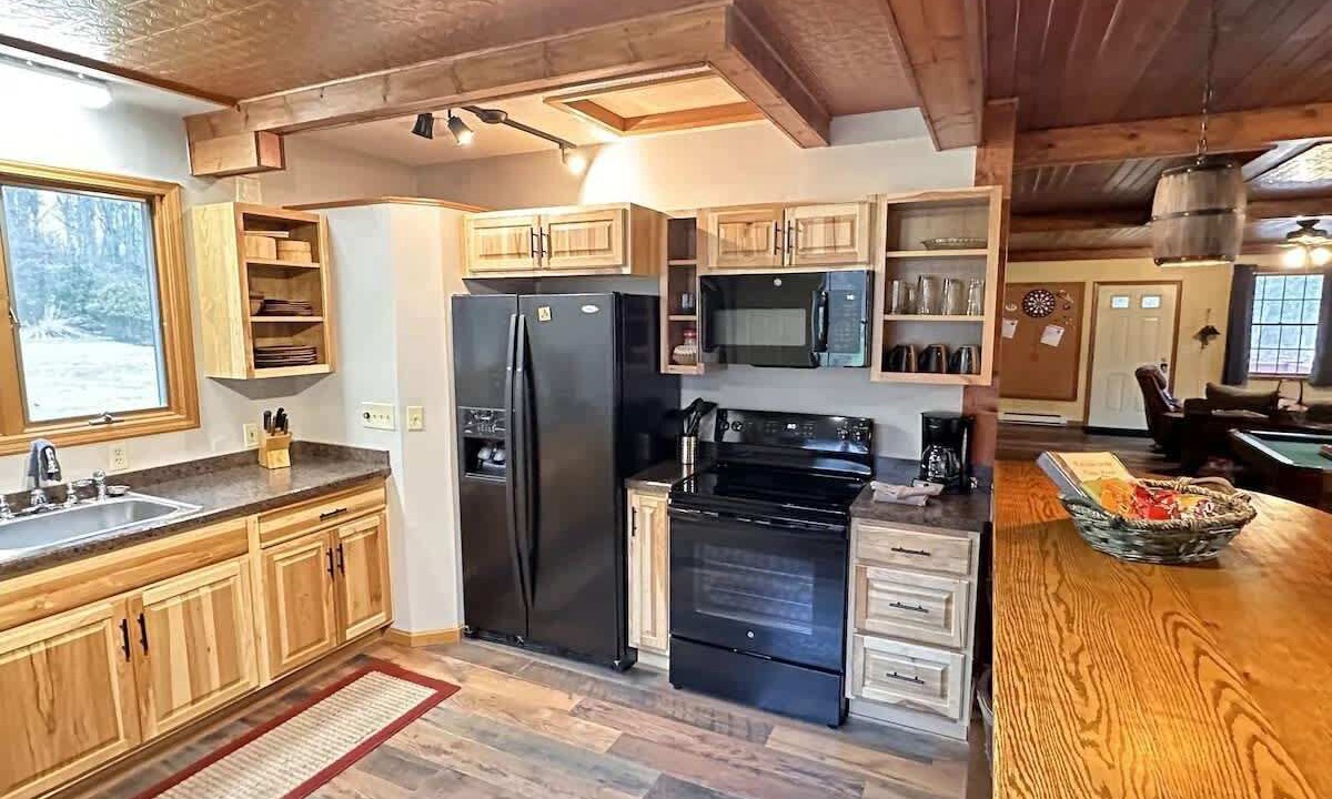 Photo of Kitchen in Austinburg
