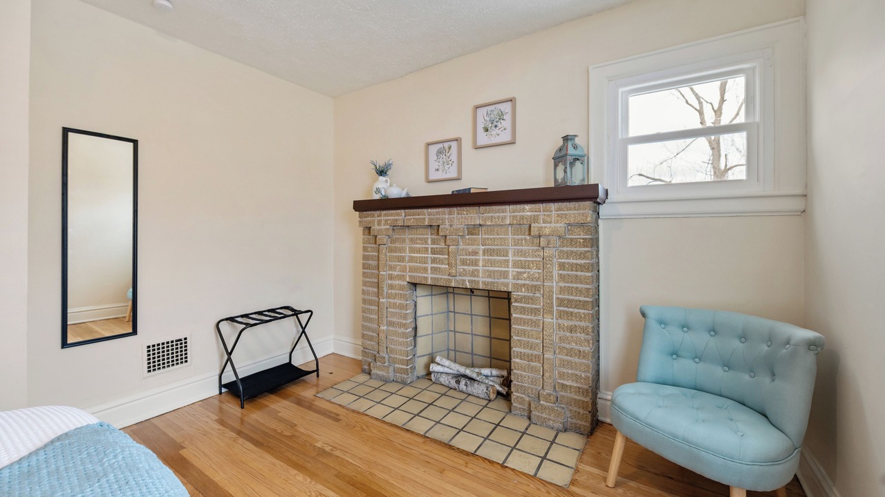 Photo of Livingroom in Huntington