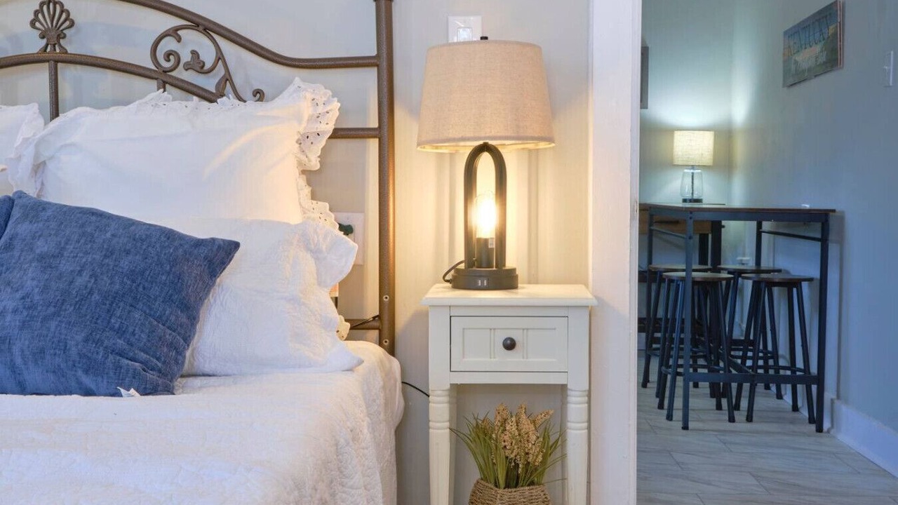 Photo of Bedroom in Midway