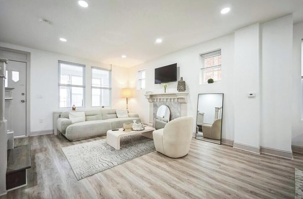 Photo of Livingroom in Northwest Philadelphia
