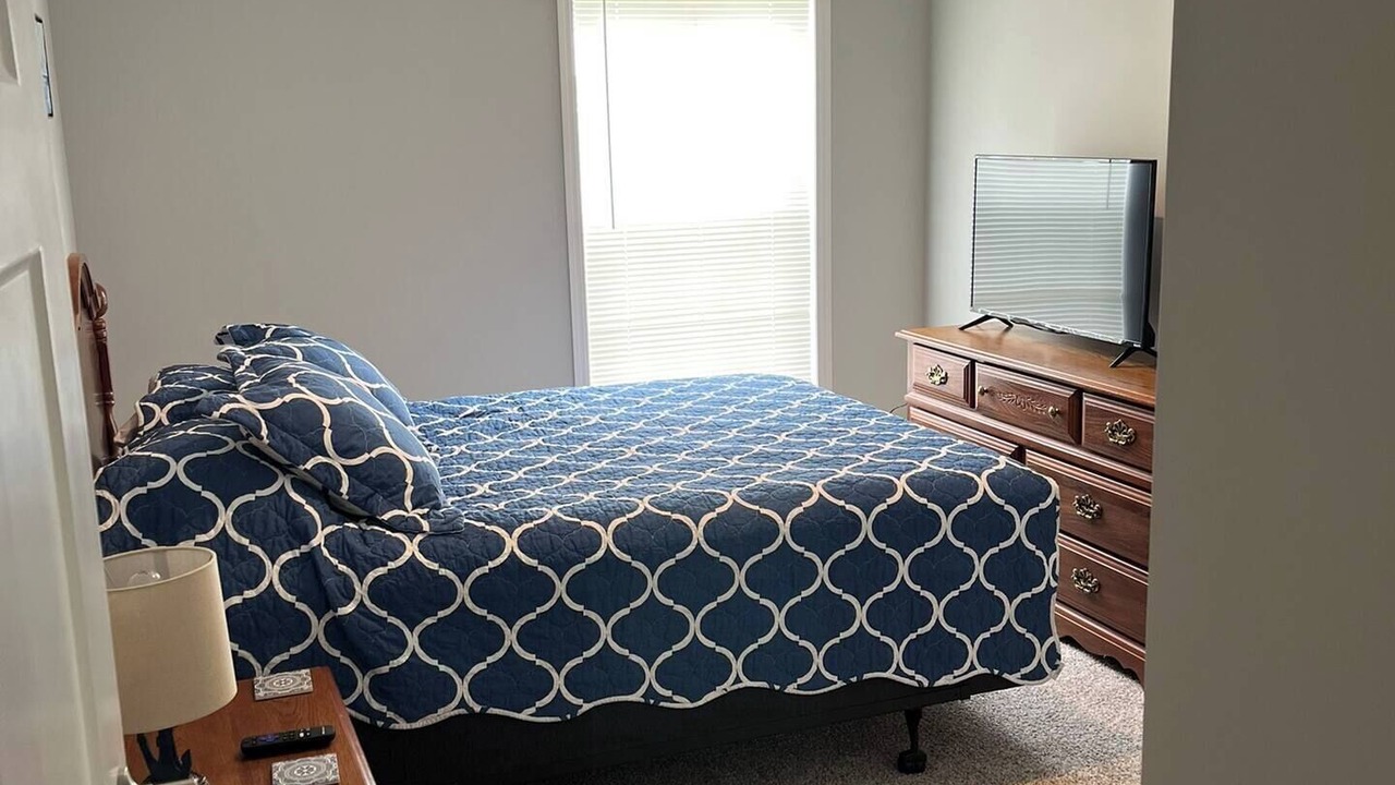 Photo of Bedroom in Port Clinton