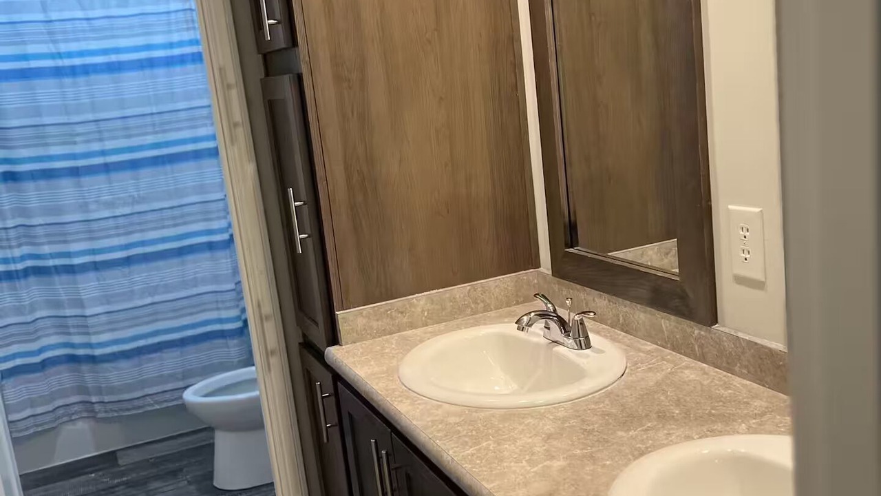 Photo of Bathroom in Port Clinton
