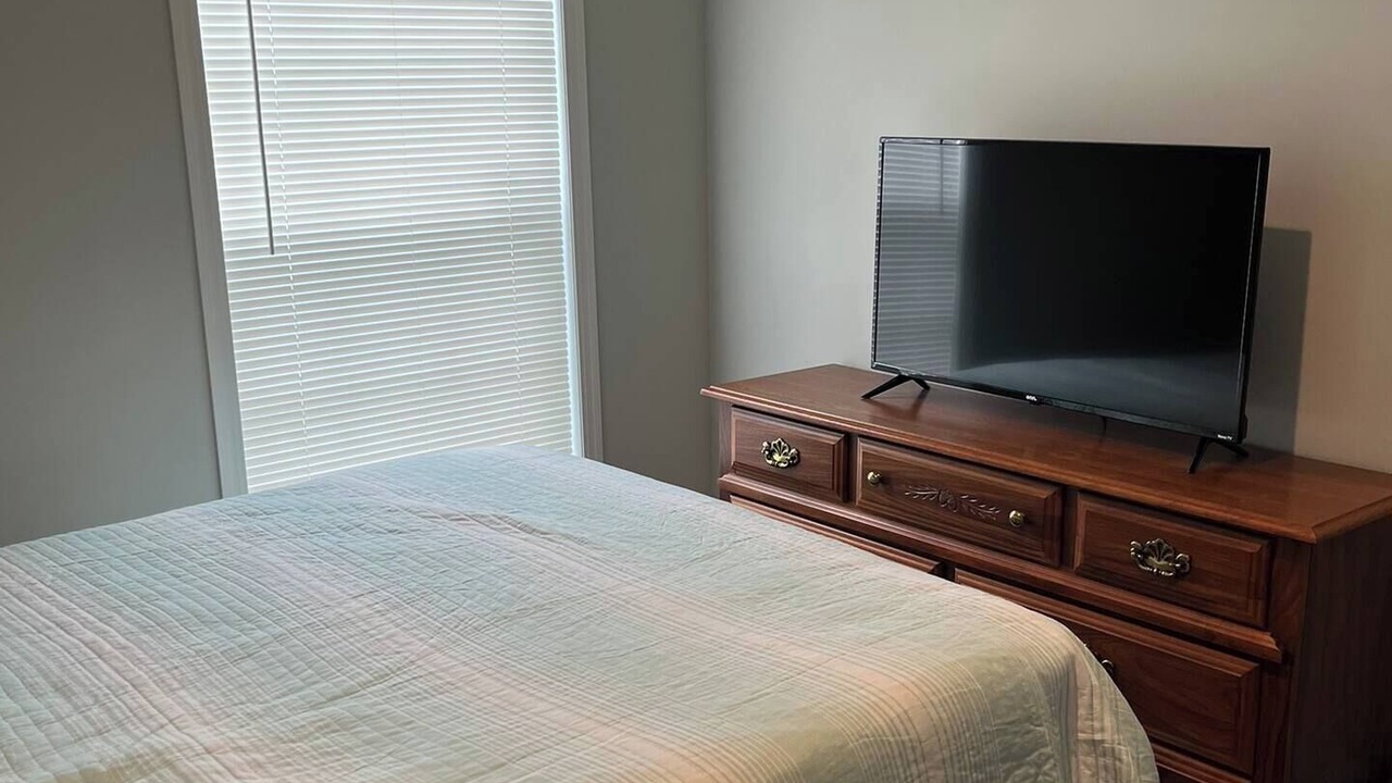 Photo of Bedroom in Port Clinton