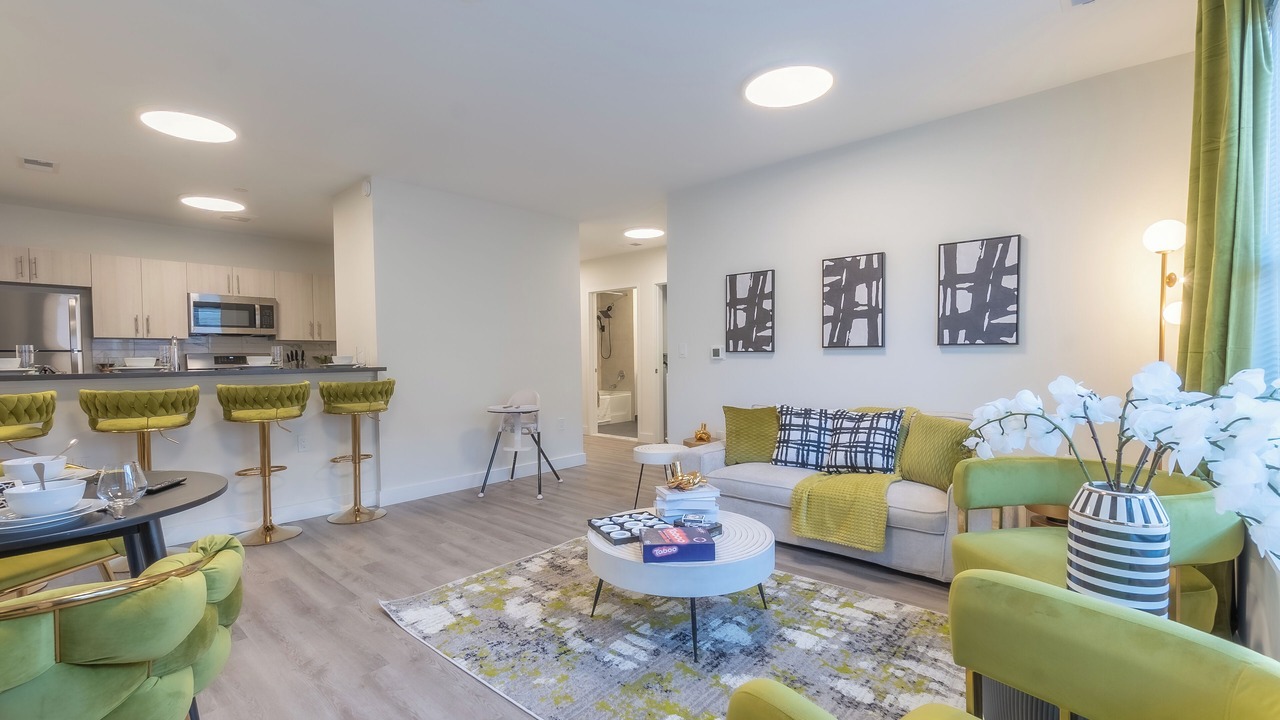 Photo of Livingroom in Orange
