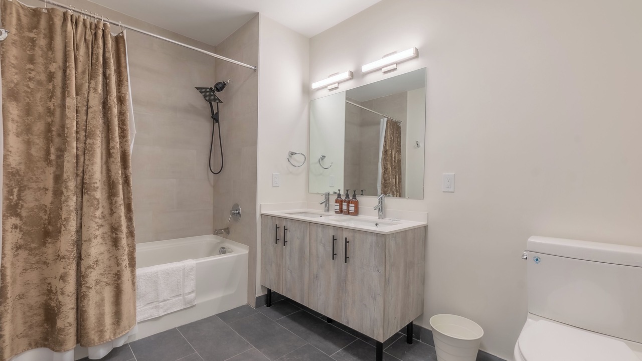 Photo of Bathroom in Orange