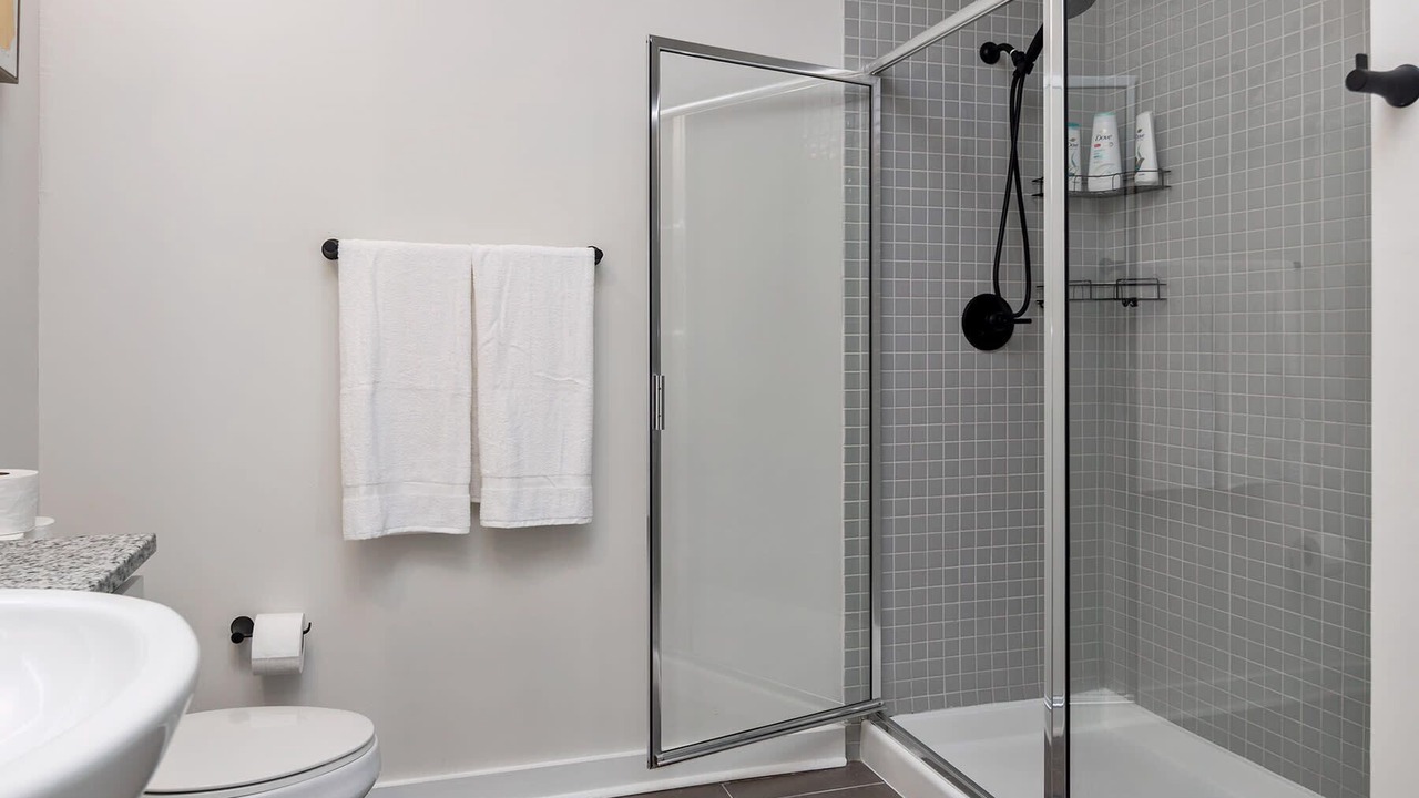 Photo of Bathroom in First Ward
