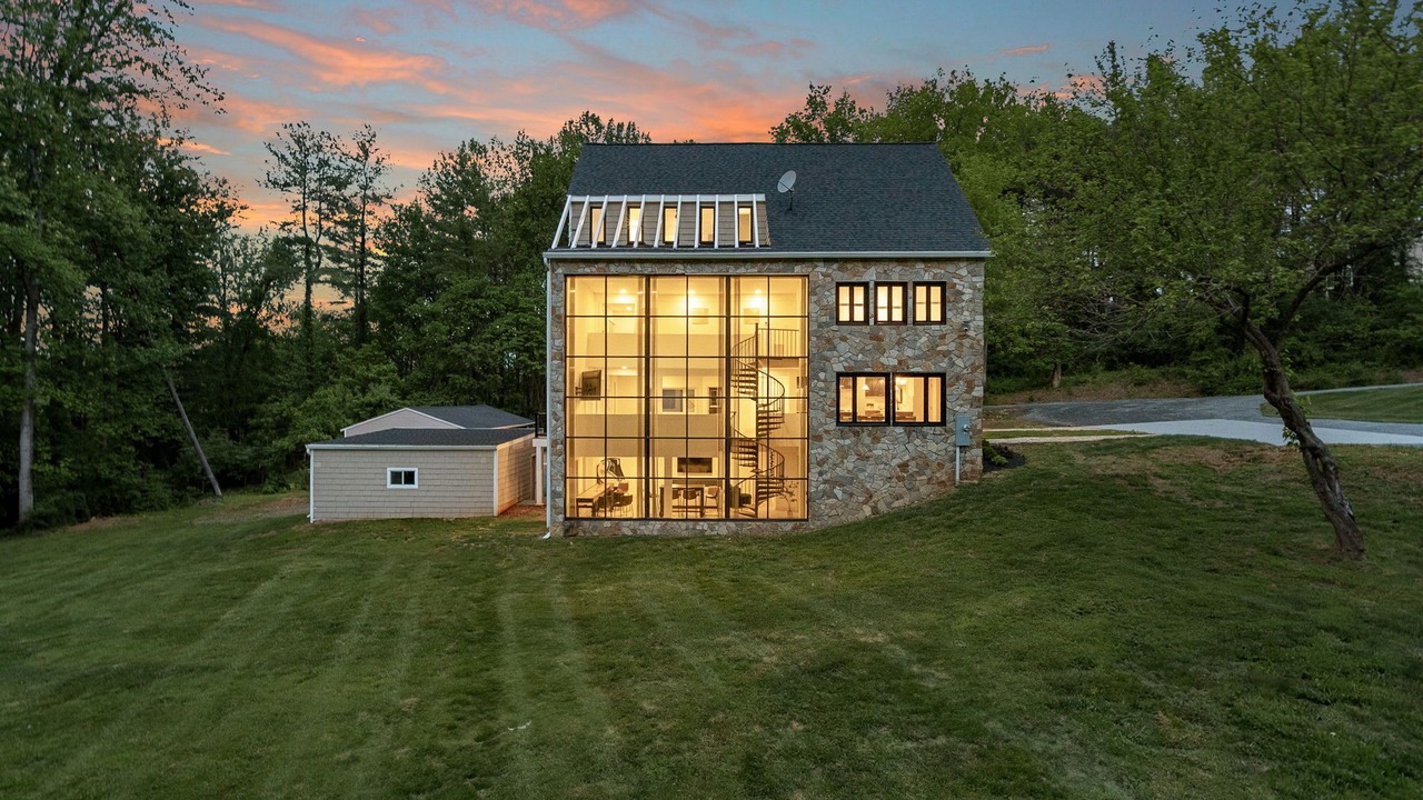 Photo of Outdoor in Hamilton