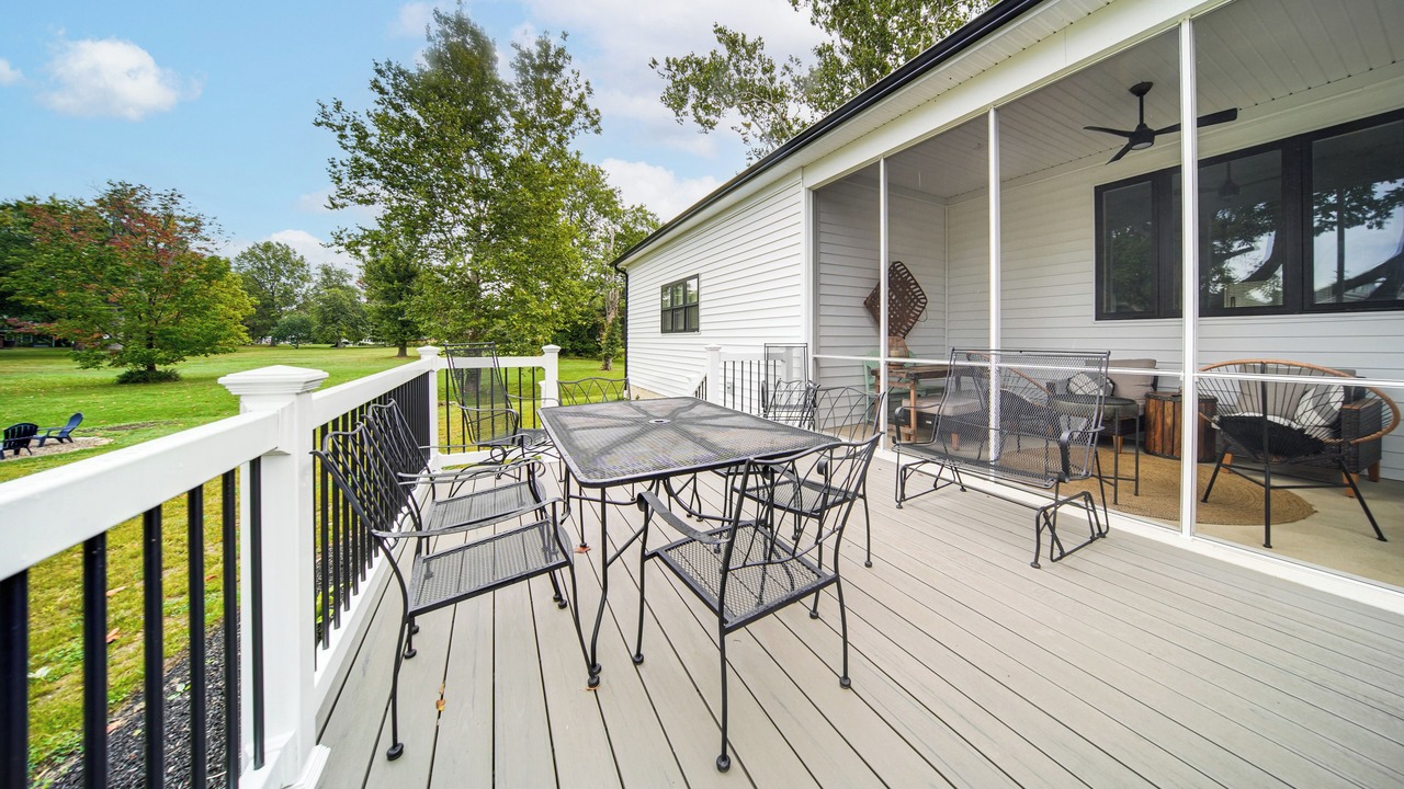 Photo of Outdoor in Madison-on-the-Lake