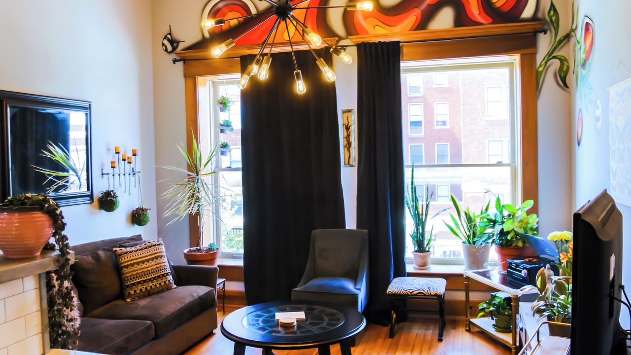 Photo of Livingroom in Lockerbie Square