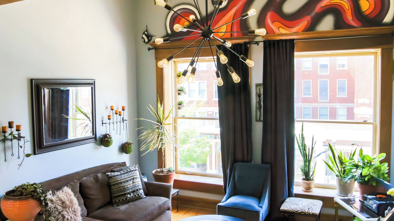 Photo of Livingroom in Lockerbie Square