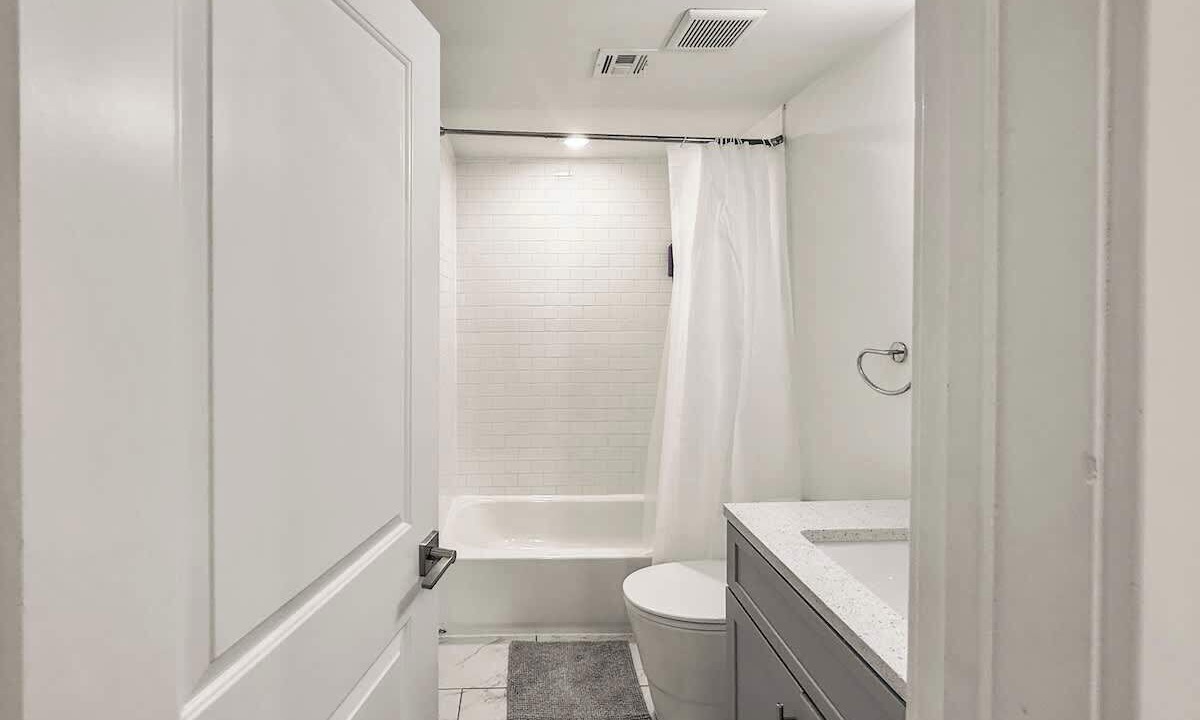 Photo of Bathroom in Olde Kensington