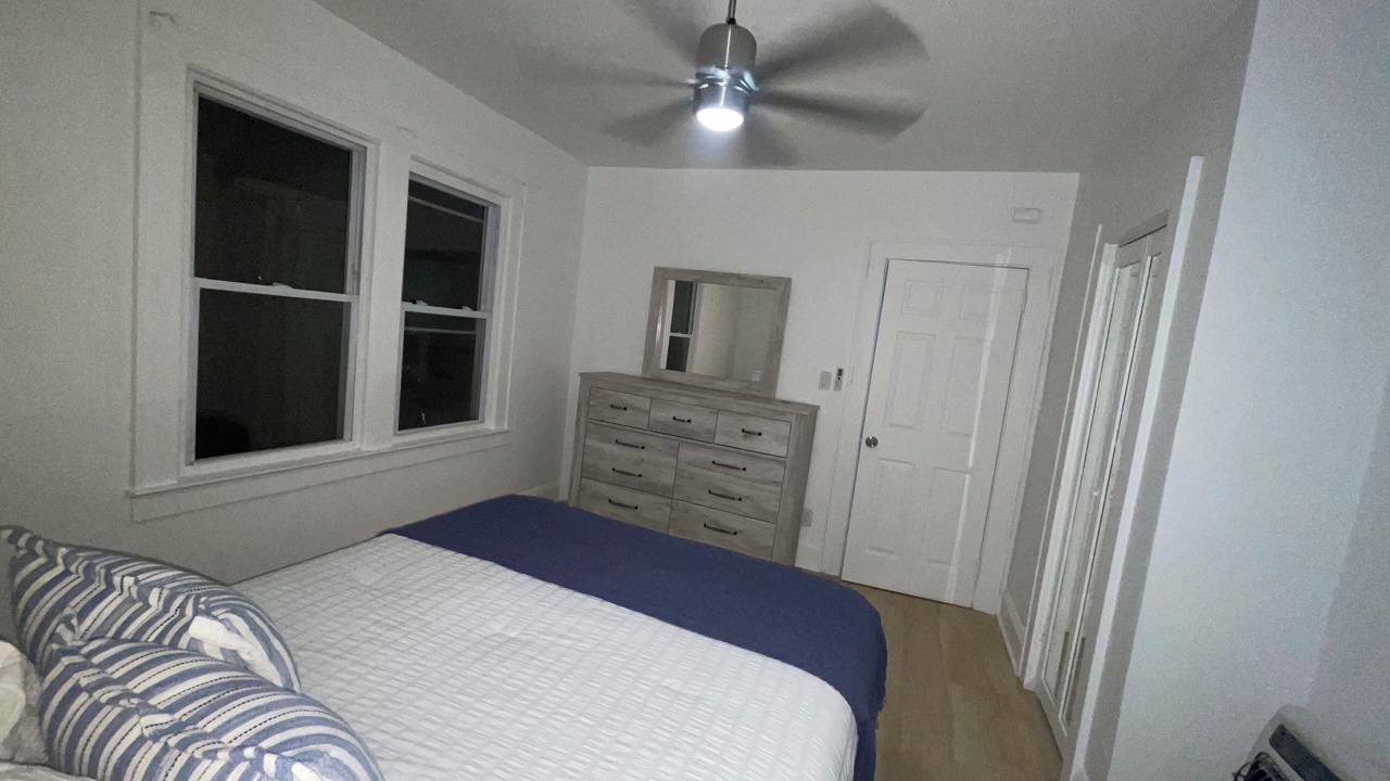 Photo of Bedroom in Roselle