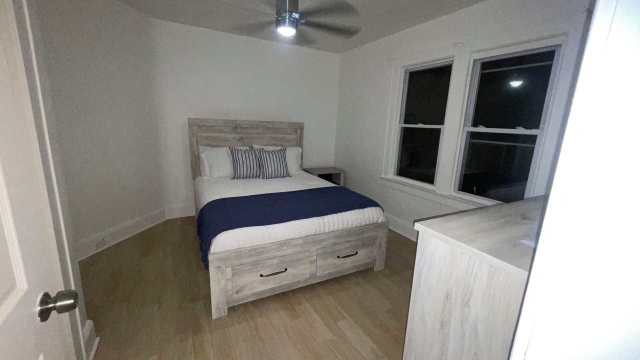 Photo of Bedroom in Roselle