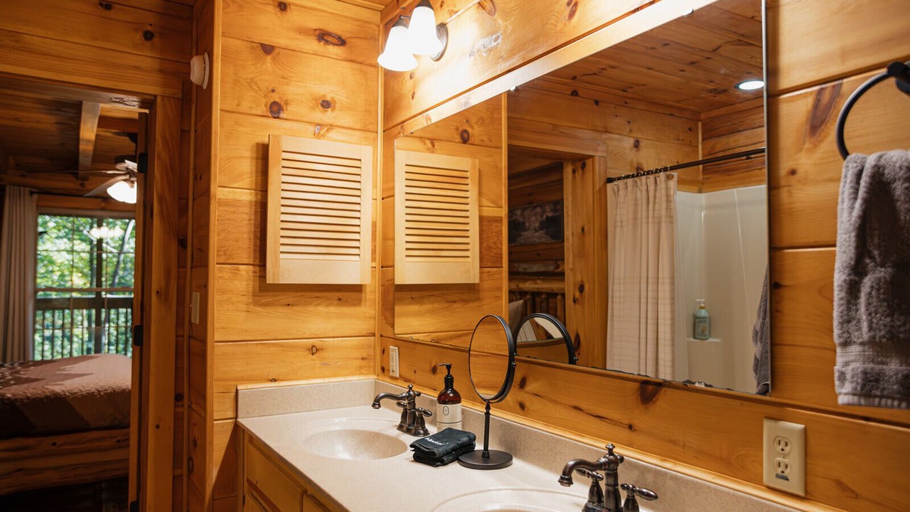 Photo of Bathroom in White Haven