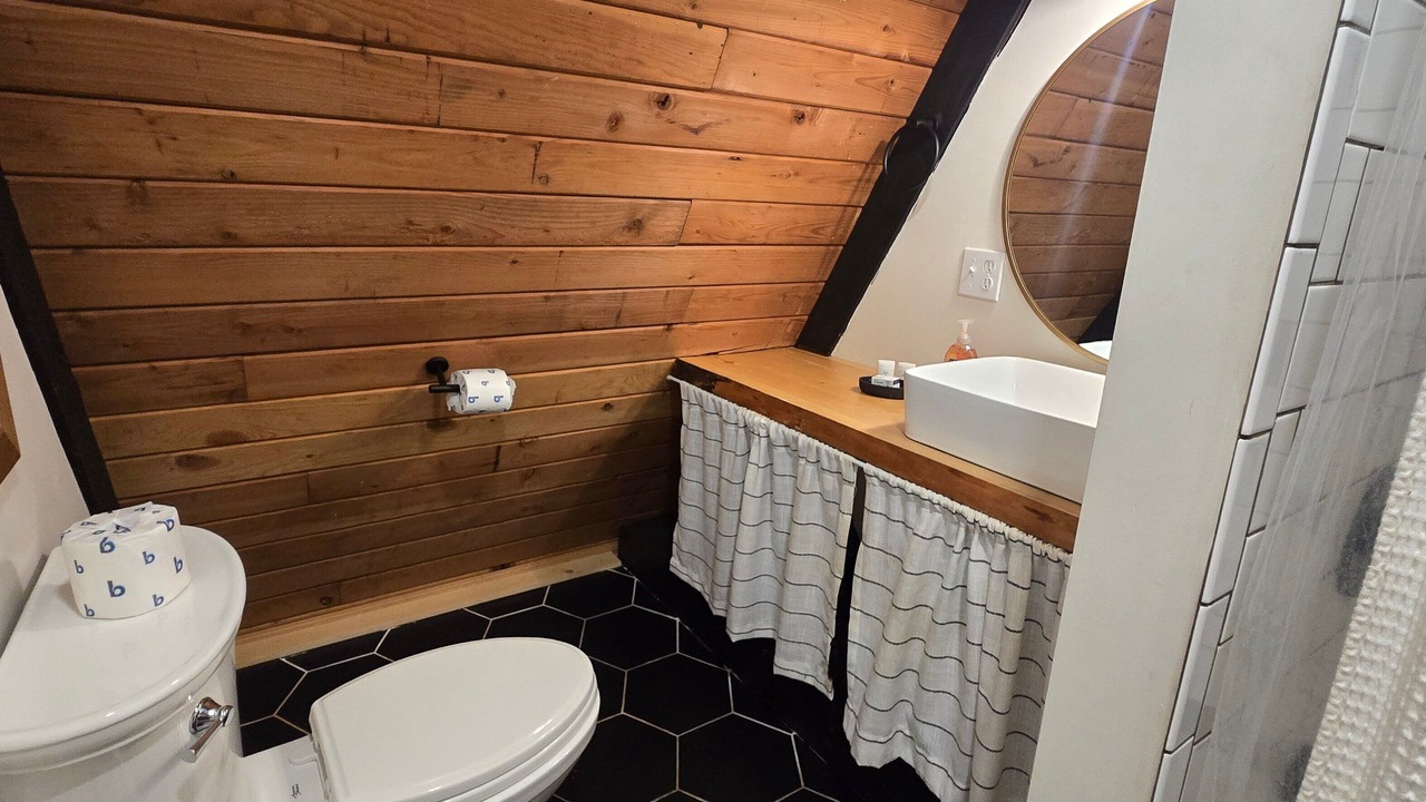 Photo of Bathroom in Sky Valley