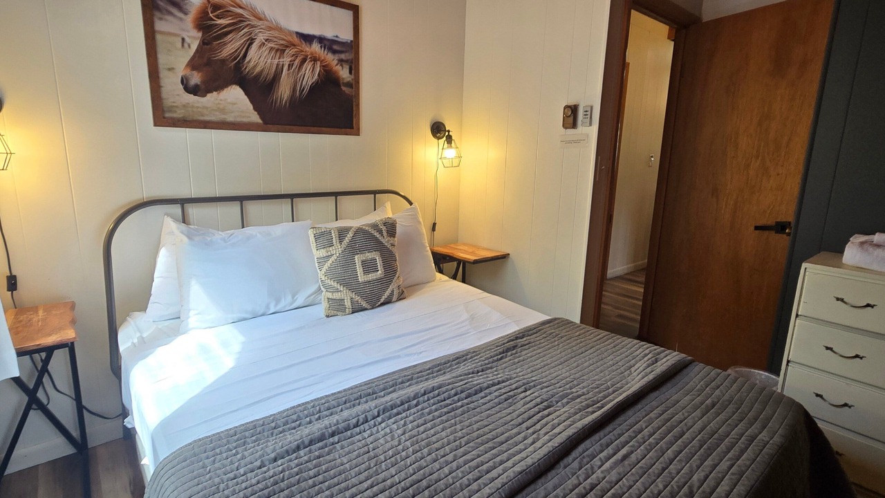 Photo of Bedroom in Sky Valley
