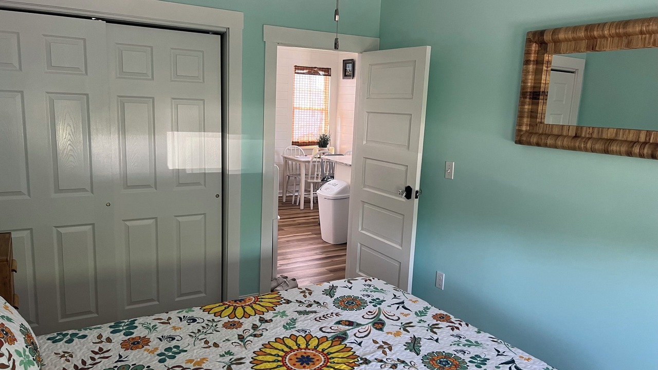 Photo of Bedroom in Bayville