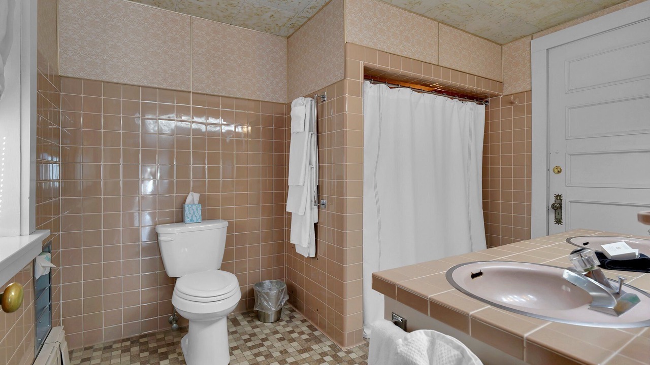 Photo of Bathroom in Olean