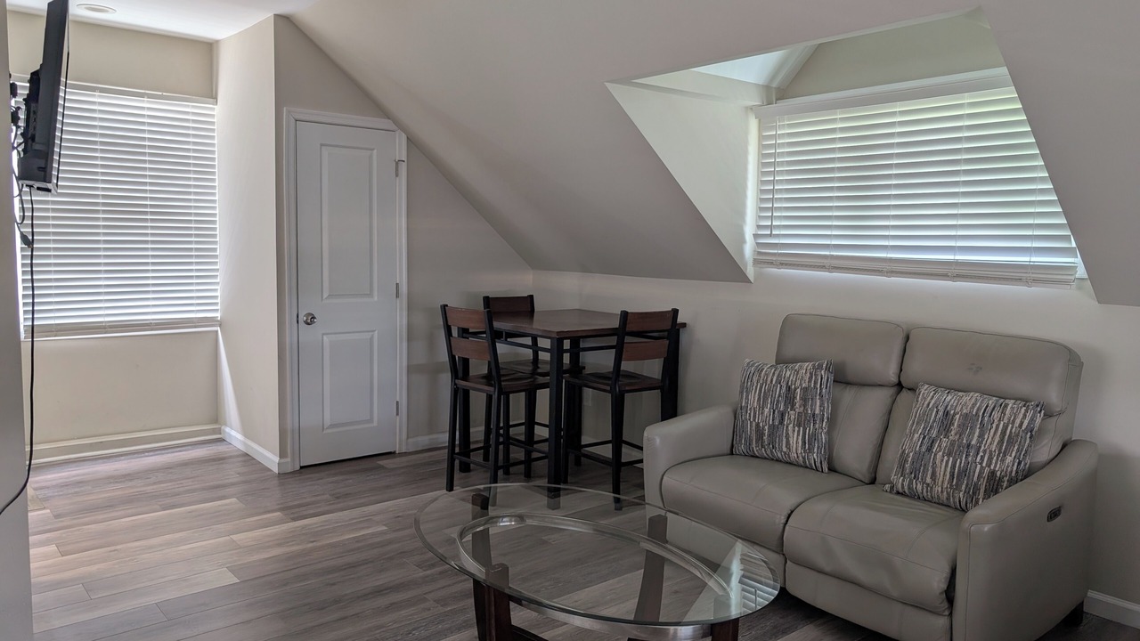 Photo of Livingroom in East Norriton