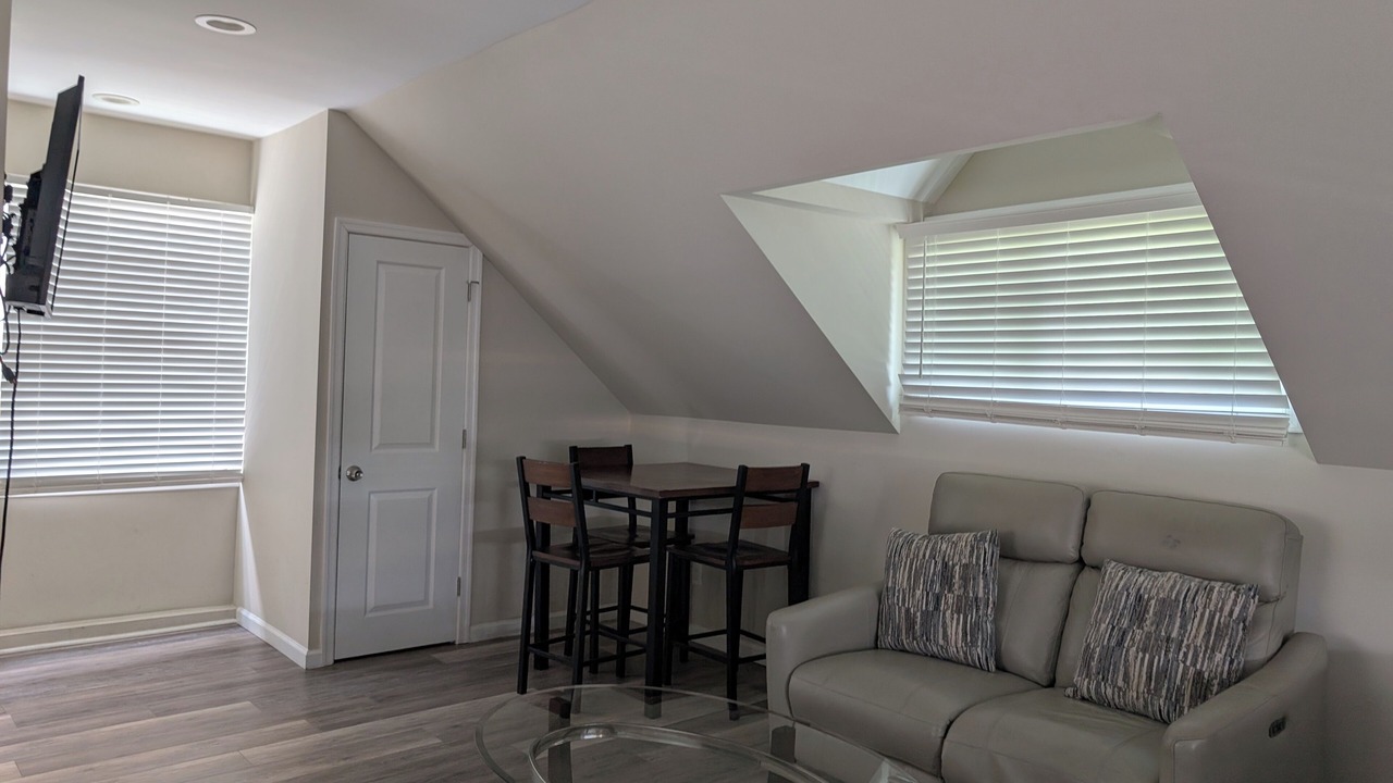 Photo of Livingroom in East Norriton