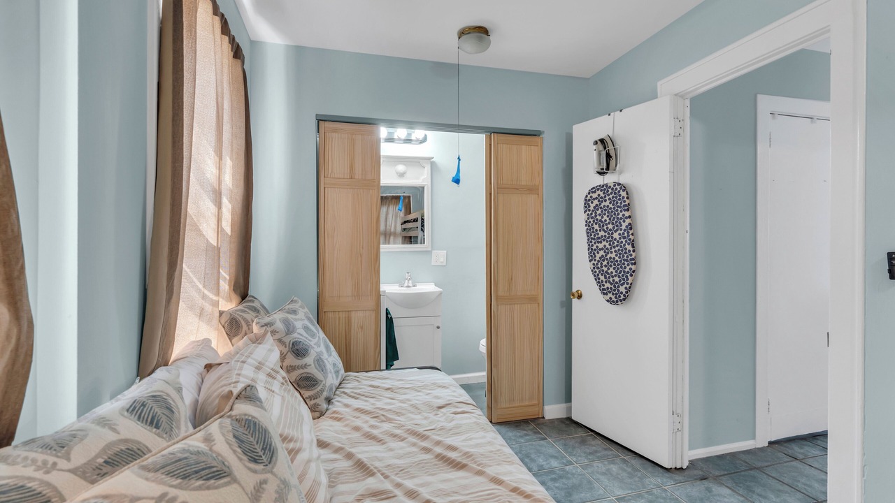 Photo of Bedroom in Ocean Grove