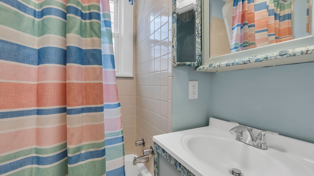 Photo of Bathroom in Ocean Grove