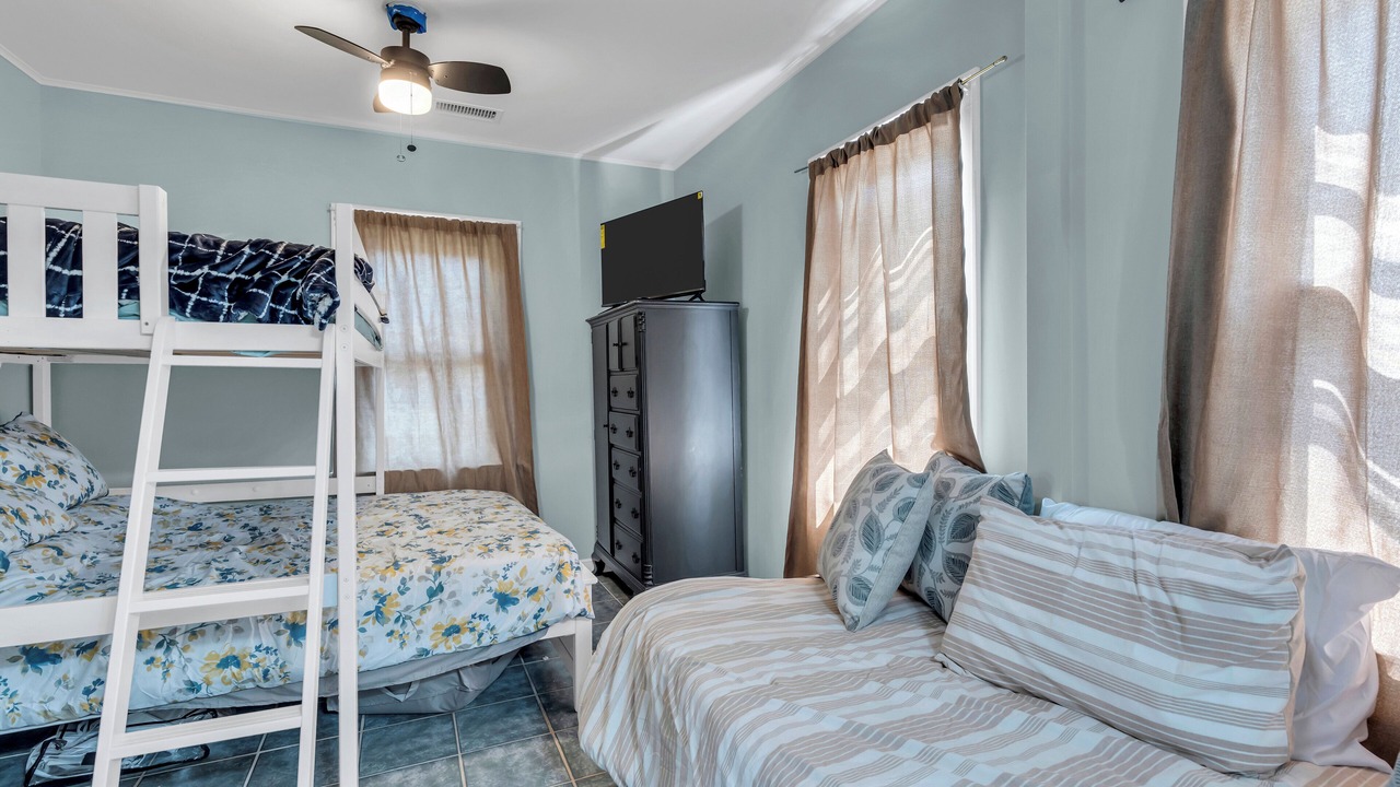 Photo of Bedroom in Ocean Grove