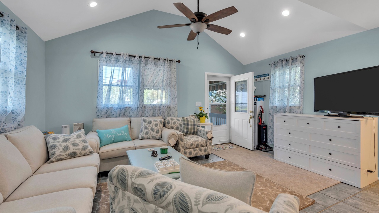 Photo of Livingroom in Ocean Grove