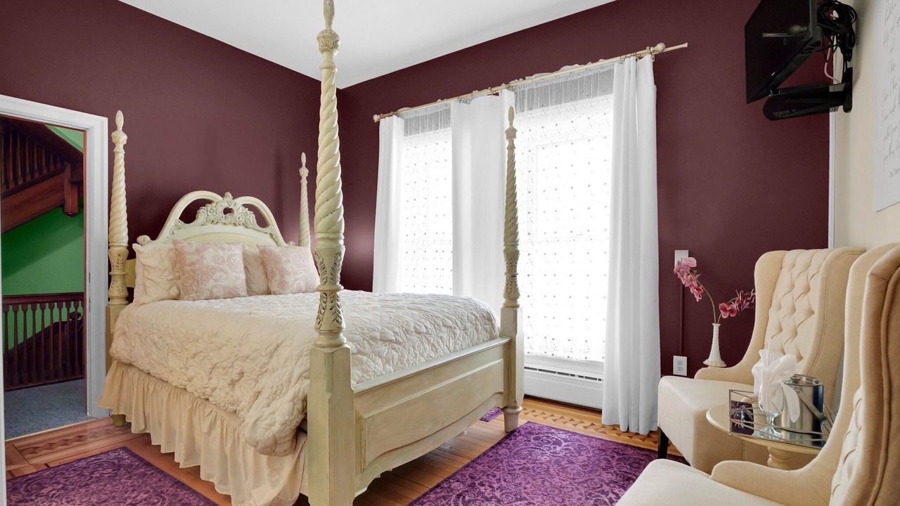 Photo of Bedroom in Olean