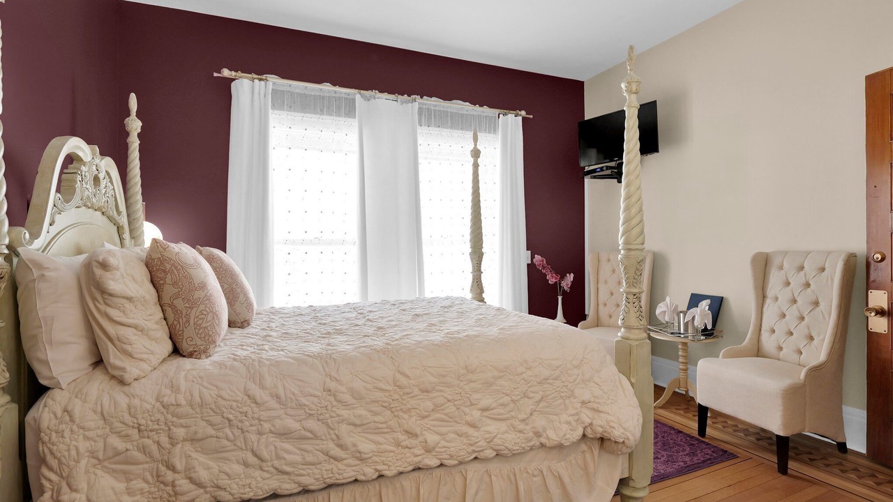 Photo of Bedroom in Olean