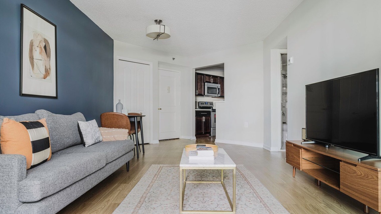 Photo of Livingroom in Connecticut Ave - K Street