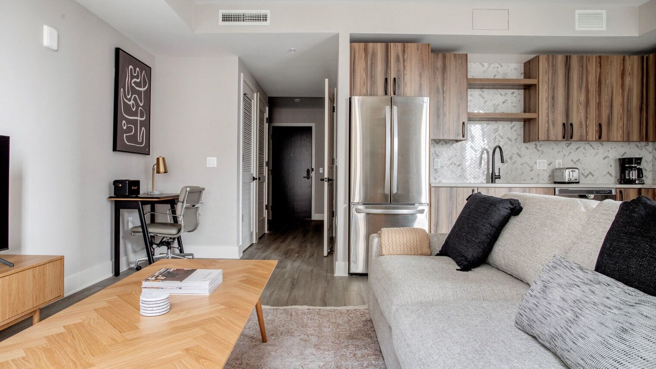Photo of Livingroom in North Capitol Street