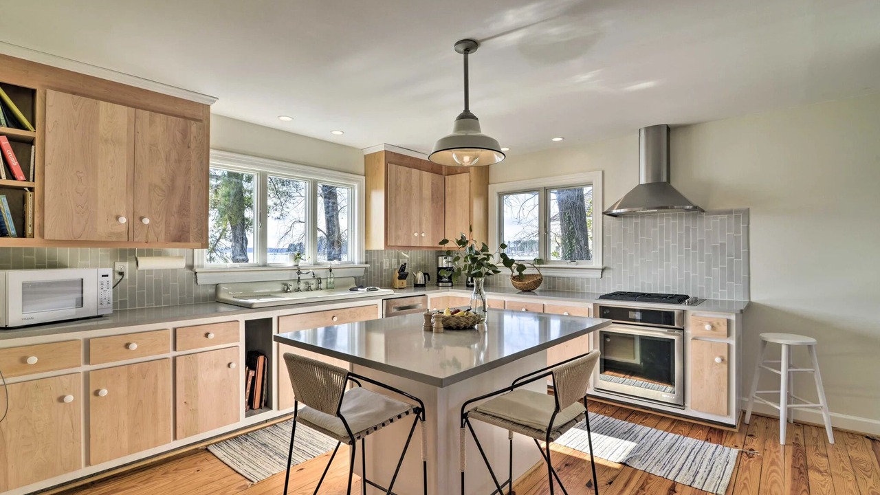 Photo of Kitchen in Deltaville