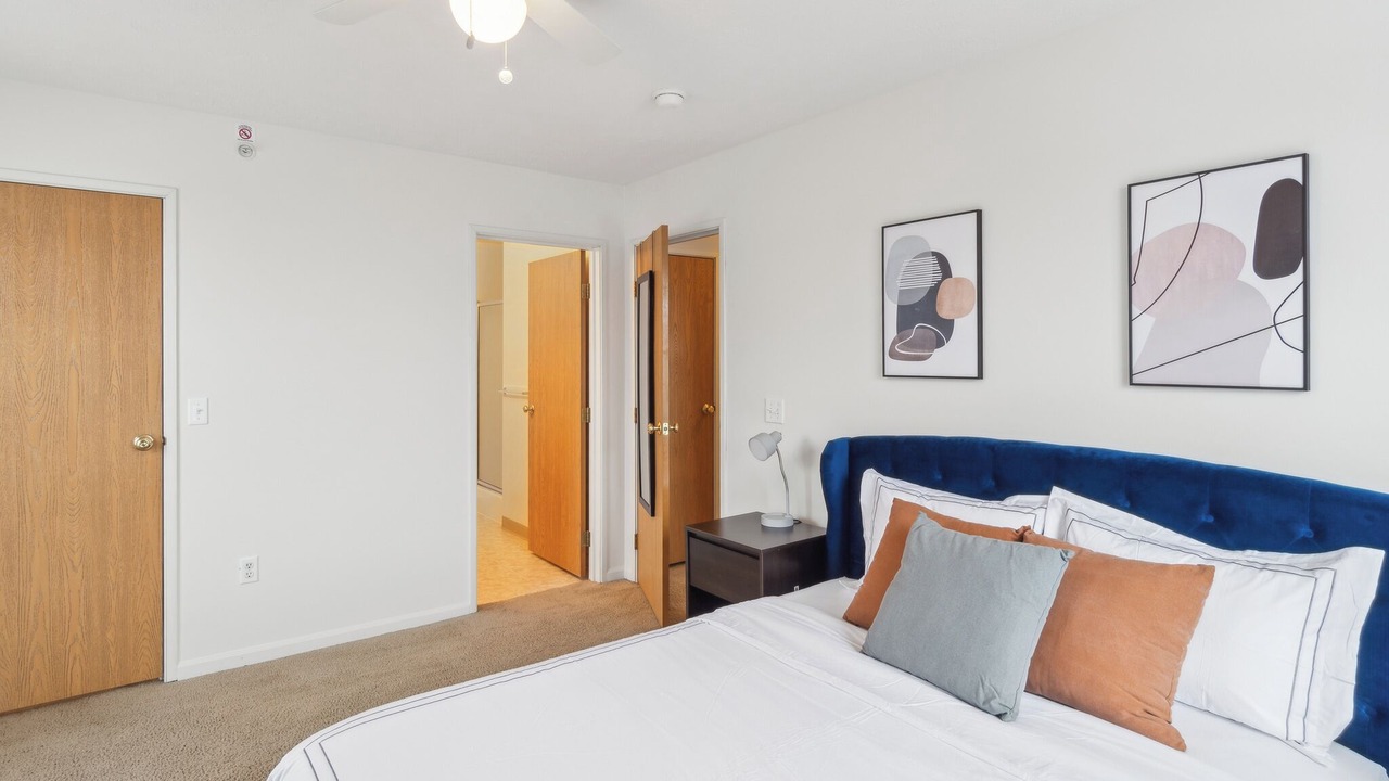 Photo of Bedroom in Wadsworth