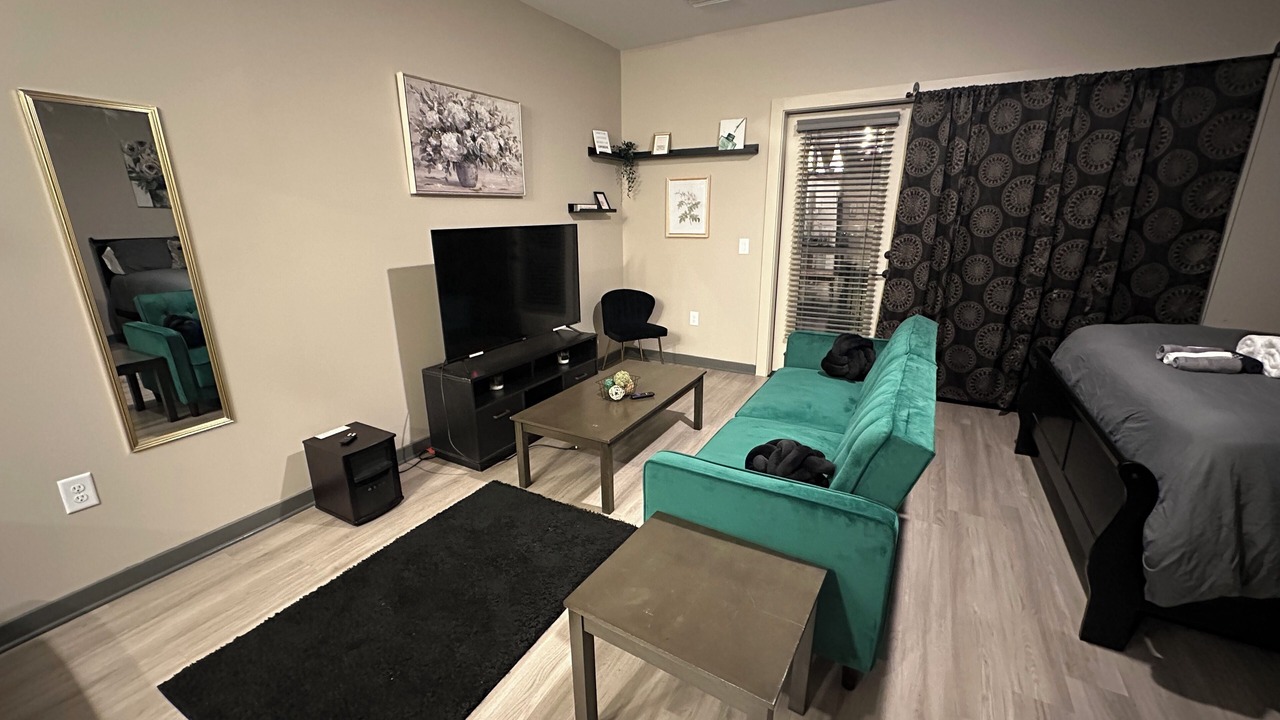 Photo of Bedroom in Uptown