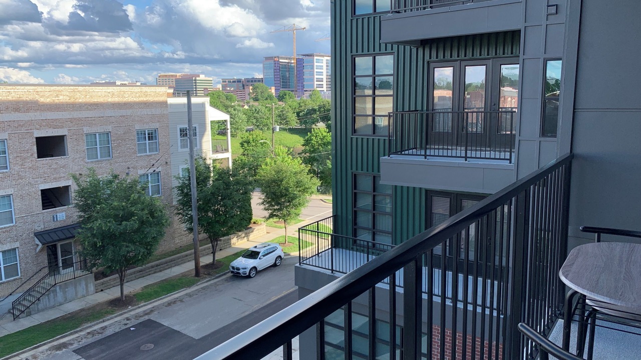 Photo of Outdoor in Uptown