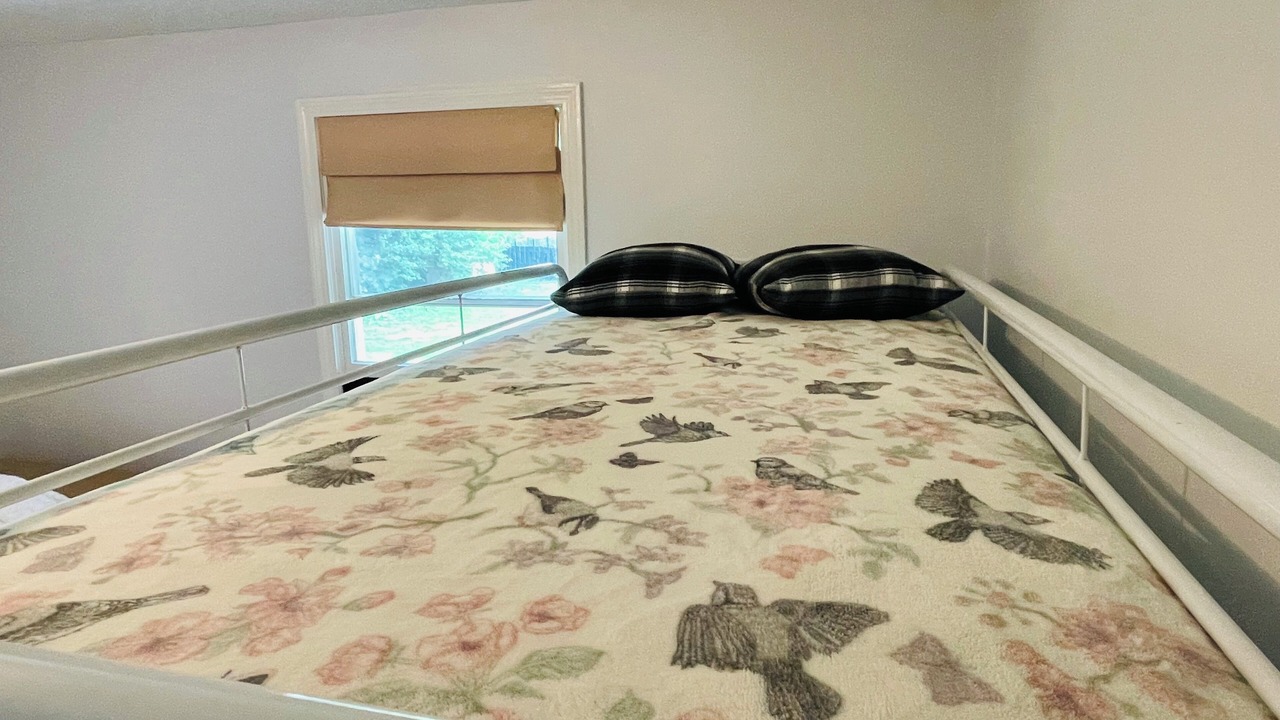 Photo of Bedroom in Massillon