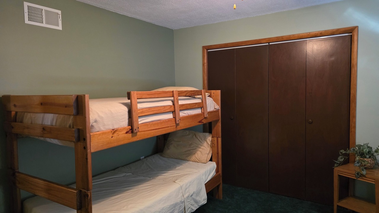 Photo of Bedroom in Calvin