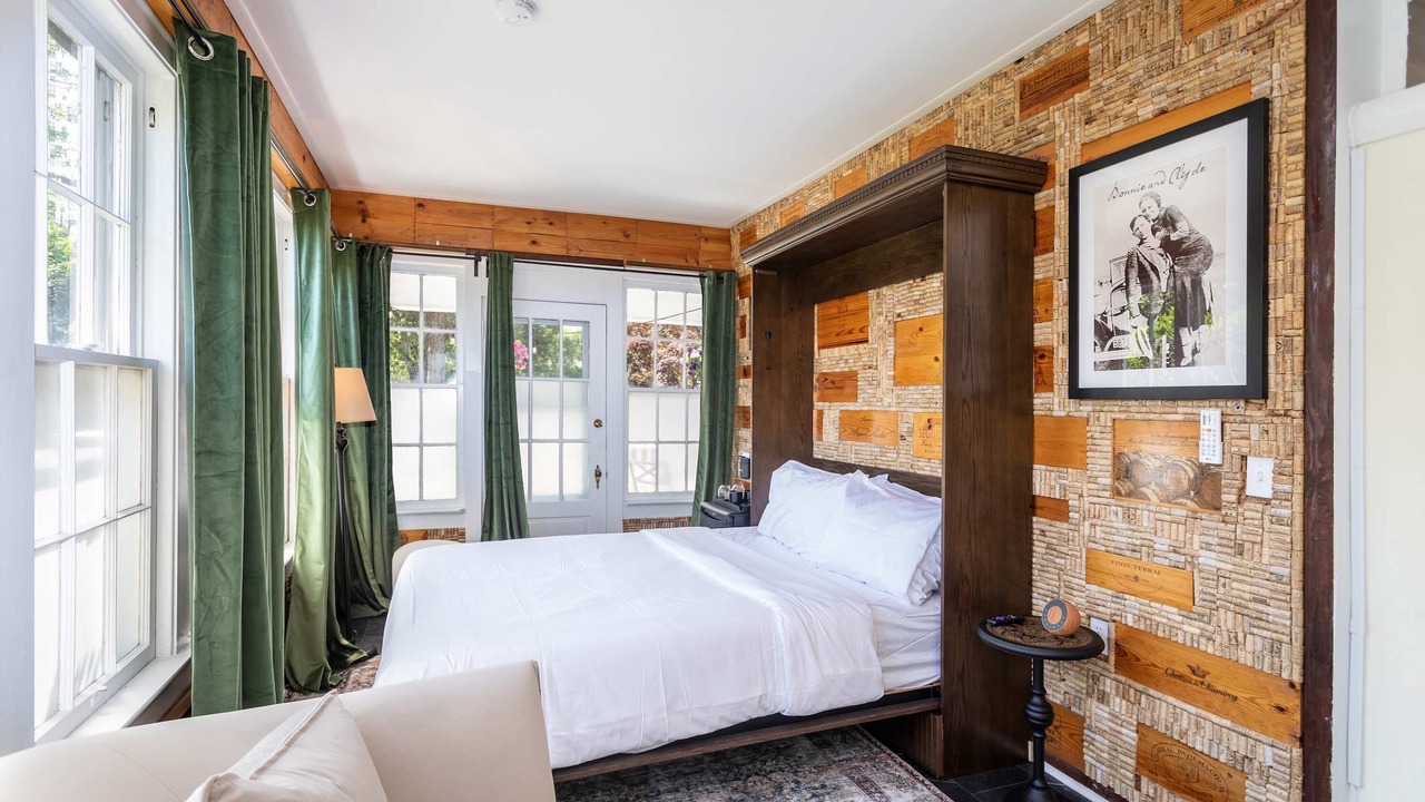 Photo of Bedroom in Luray