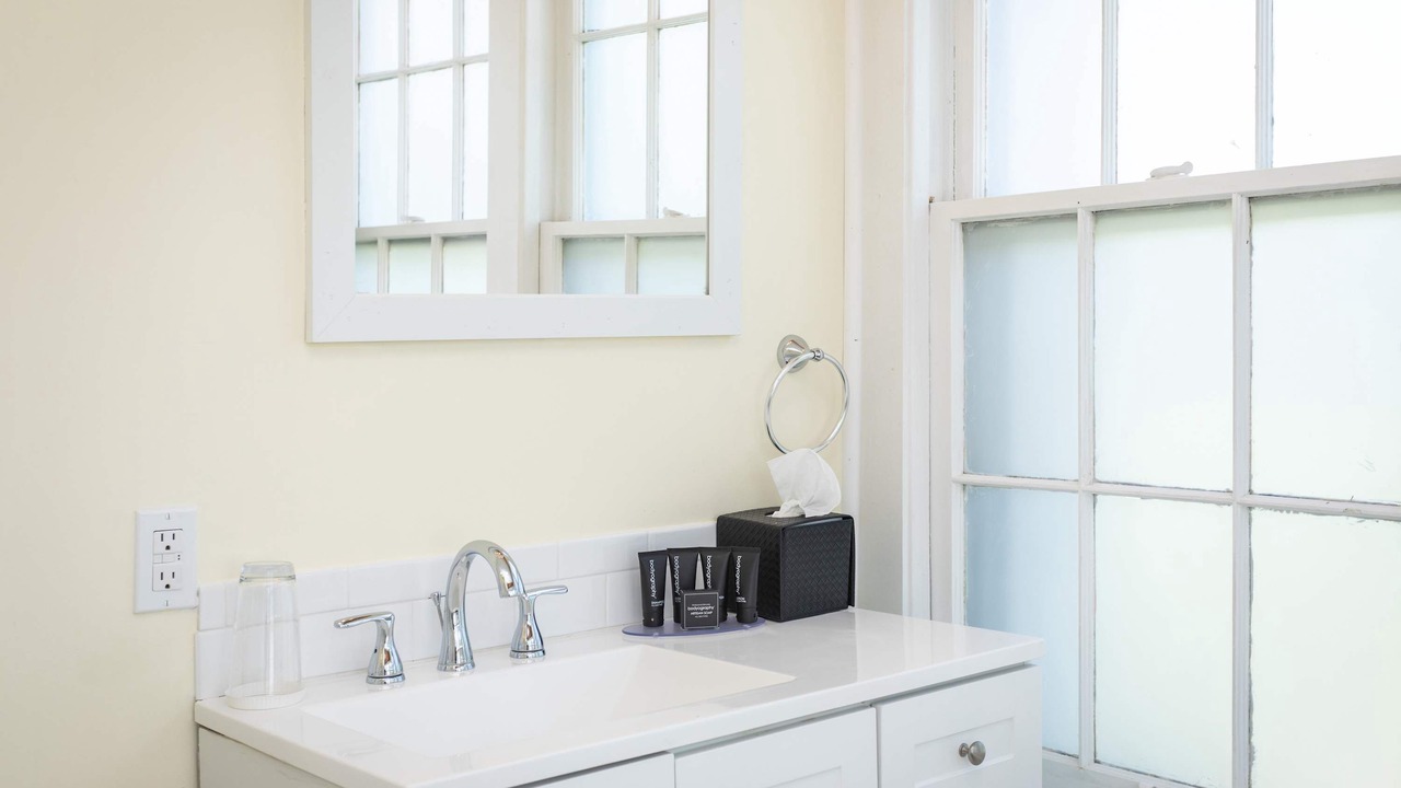 Photo of Bathroom in Luray