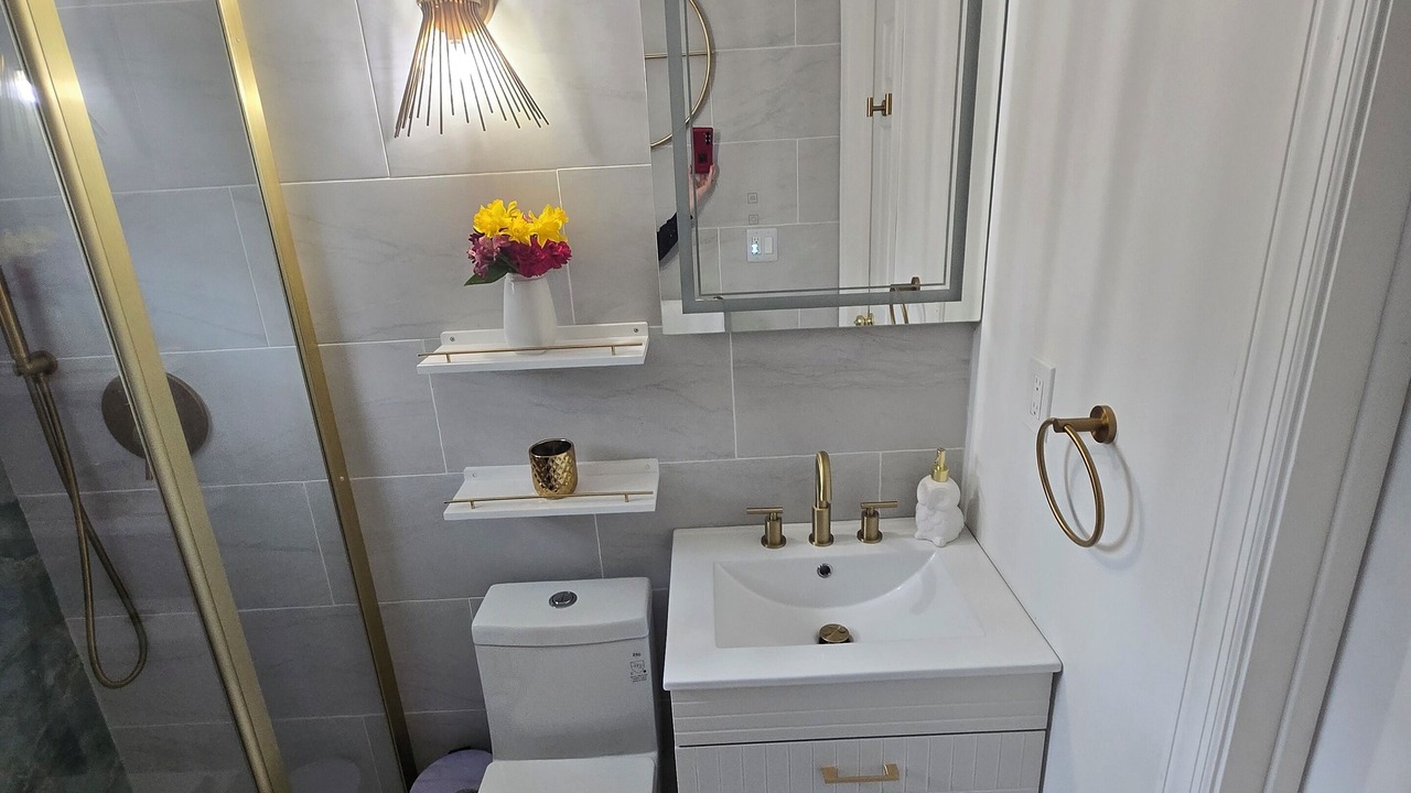 Photo of Bathroom in Whitesboro