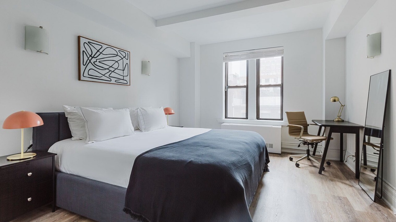 Photo of Bedroom in Lincoln Square