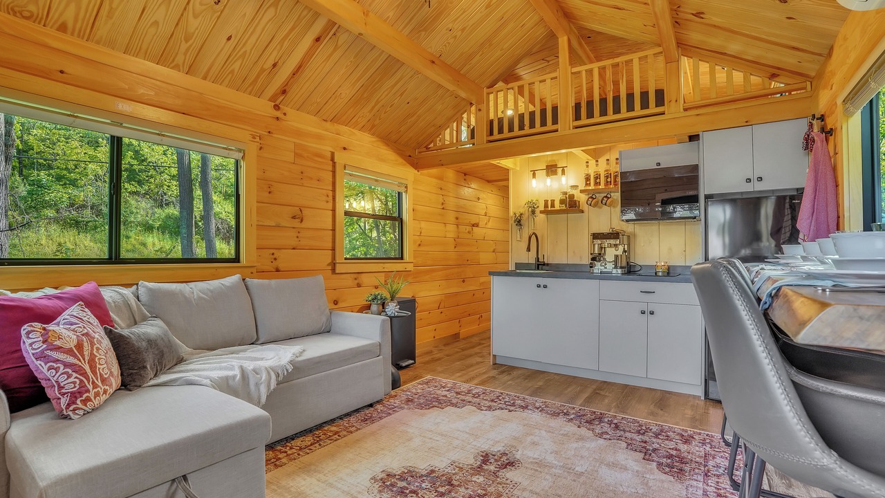 Photo of Livingroom in Herndon