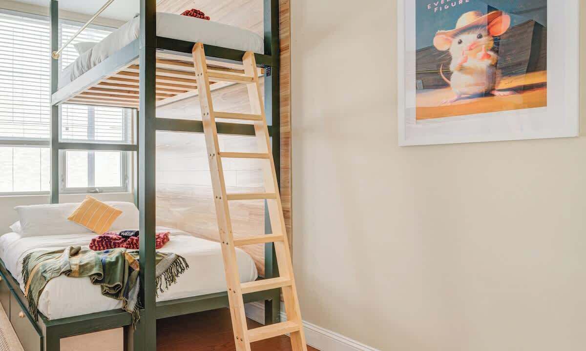 Photo of Bedroom in Chinatown