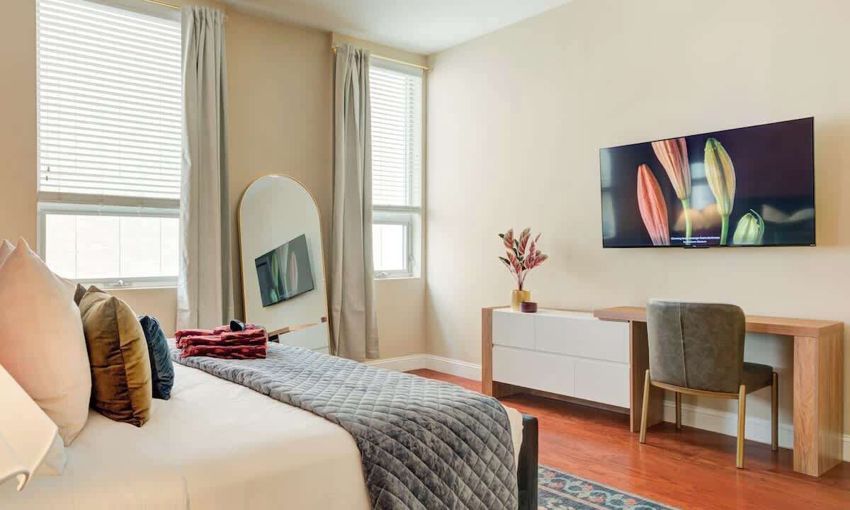 Photo of Bedroom in Chinatown