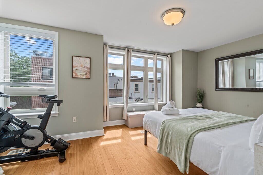 Photo of Bedroom in Point Breeze