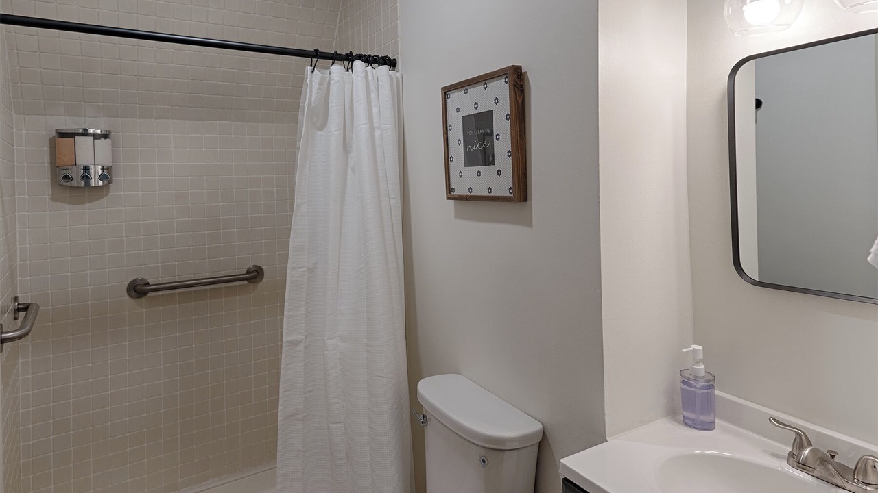 Photo of Bathroom in Jamestown