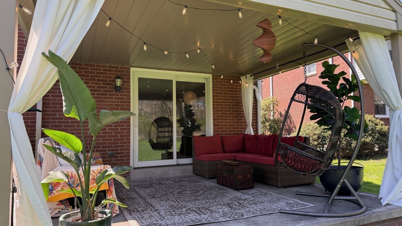 Photo of Patio Balcony in Dark Hollow Woods